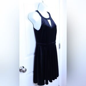 Altar’d State Women’s Black Velvet Mini Alter Top Dress Size Small